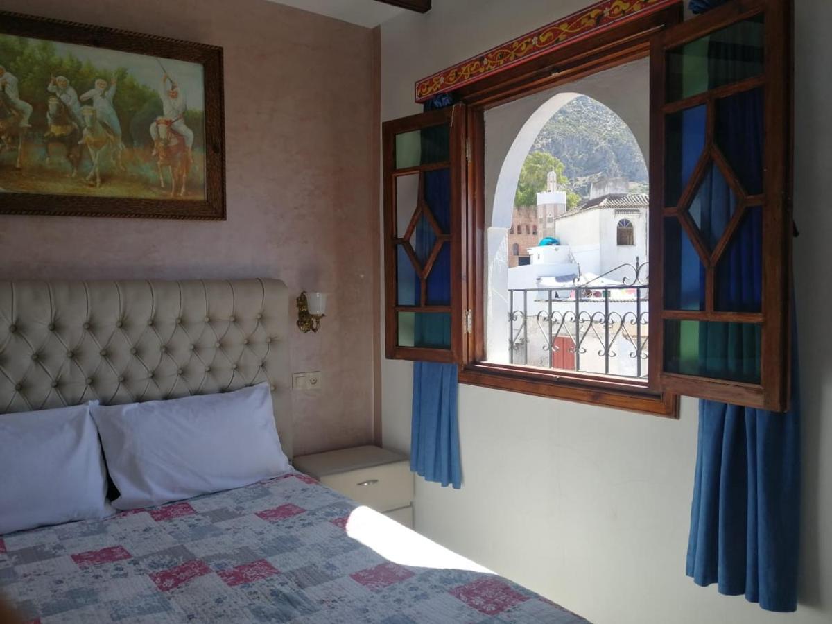 Guest House Yasmina เชฟชาอูน ภายนอก รูปภาพ