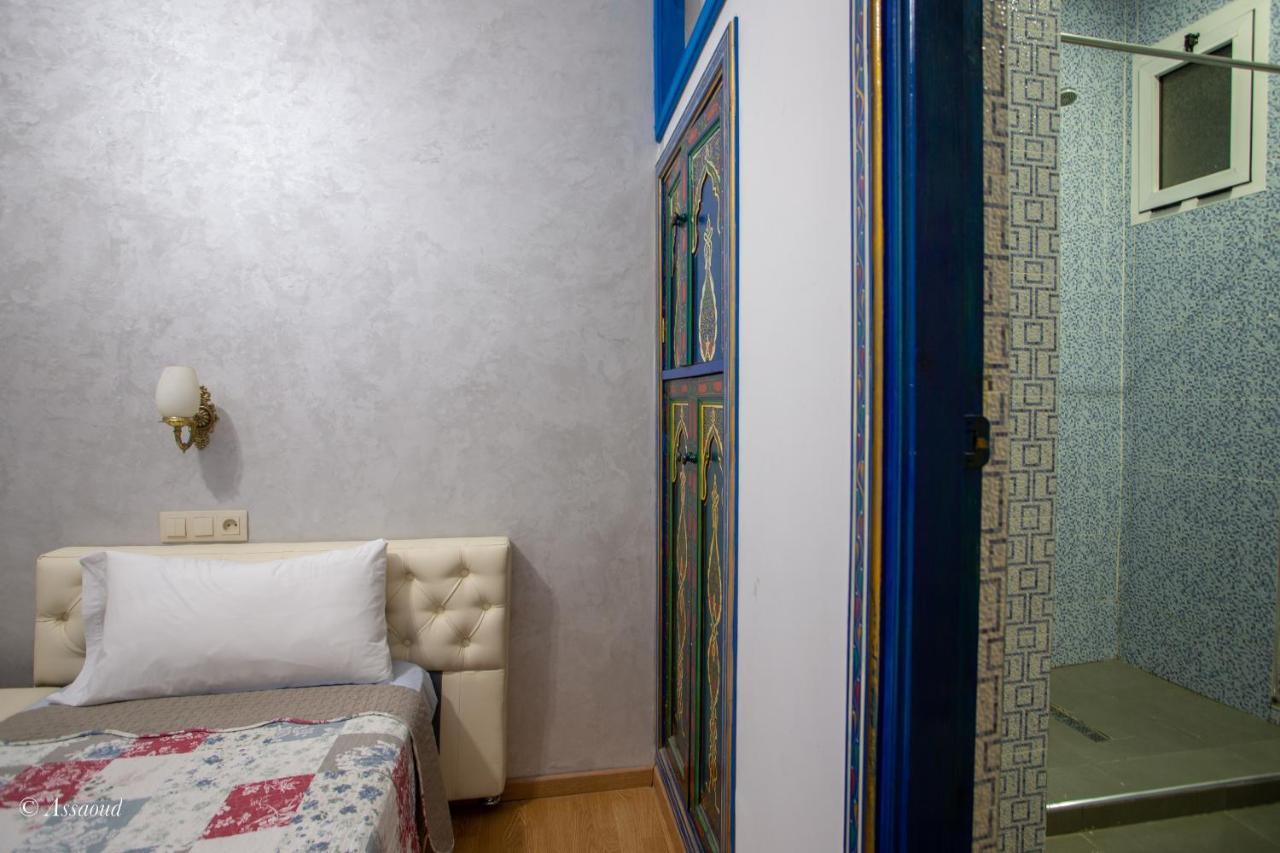 Guest House Yasmina เชฟชาอูน ภายนอก รูปภาพ
