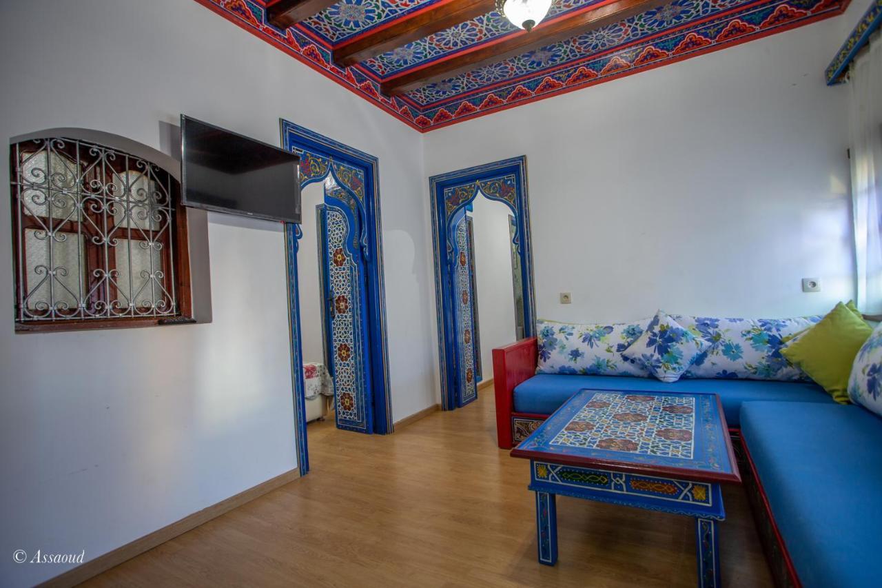 Guest House Yasmina เชฟชาอูน ภายนอก รูปภาพ